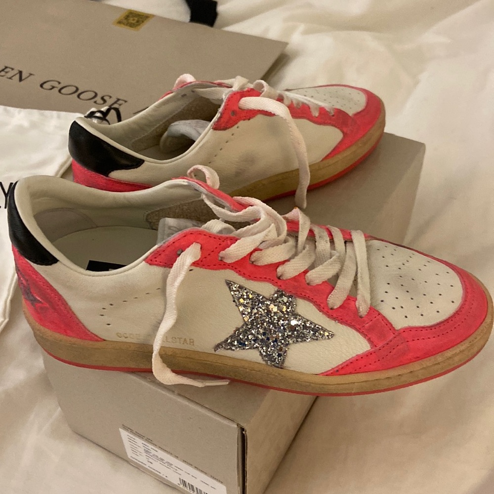 Gorgeous golden goose sneakers. Size eu 38 (8). Worn once with many compliments